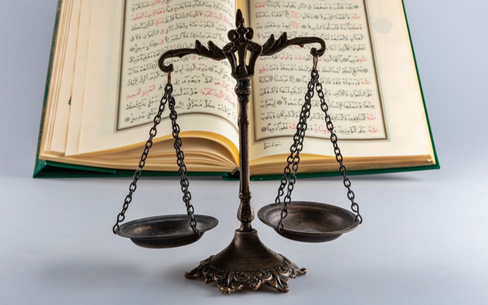 سمینار بررسی اختلاف نظر فقهی در مجموعه‌های اولیه حدیث امامیه