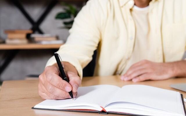 الكتب الدراسية في الفقه المعاصر